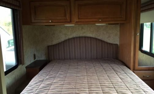 2011 Winnebago Vista 30W