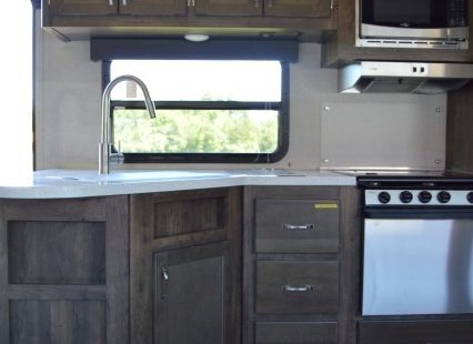 2018 Dutchmen Astoria 3013BHF