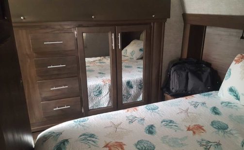 2018 Forest River Cherokee Arctic Wolf 285DRL