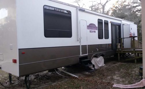 2010 Cedar Creek Cottage 40CFL