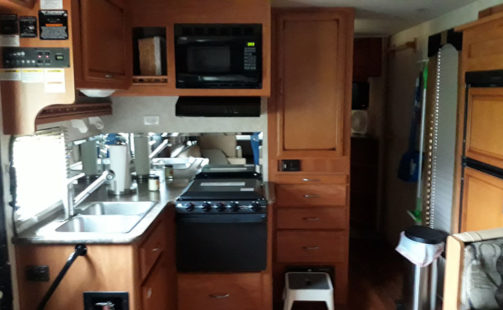 2011 Fleetwood Storm 30SA