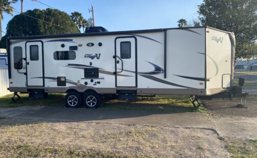 2018 Forest River Flagstaff 27VRL