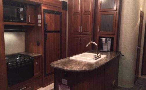 2014 Keystone Fuzion 301