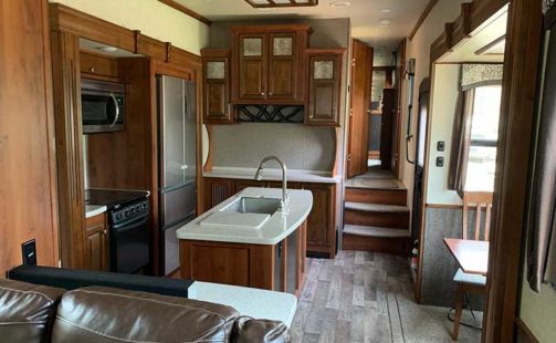 2017 Heartland Bighorn 3750RL