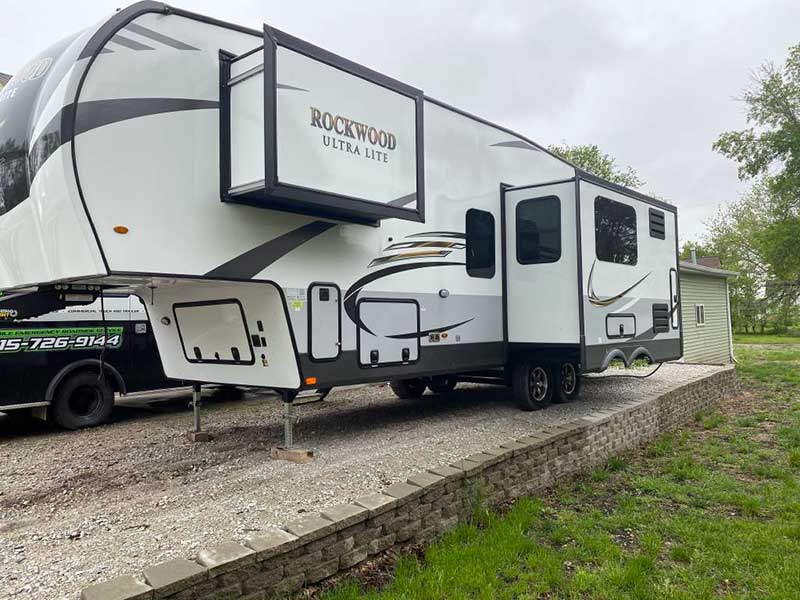 Used RVs By Owner Forest River Rockwood 2891BH
